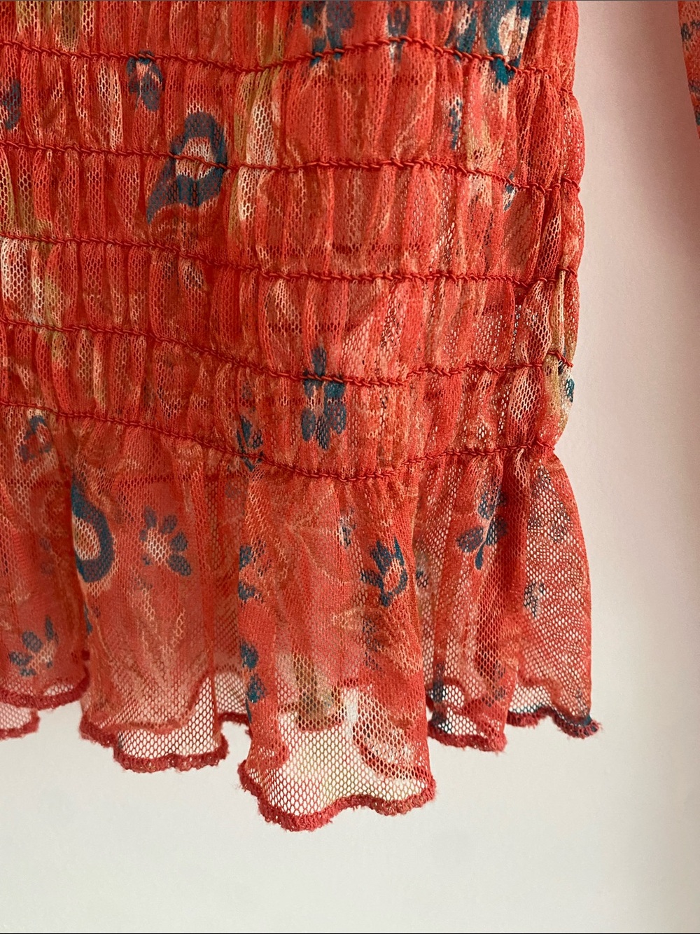 Free People Women's ‘Hello There’
Top Size SMALL Y2K Color Grenadine Combo Boho - Picture 5 of 11